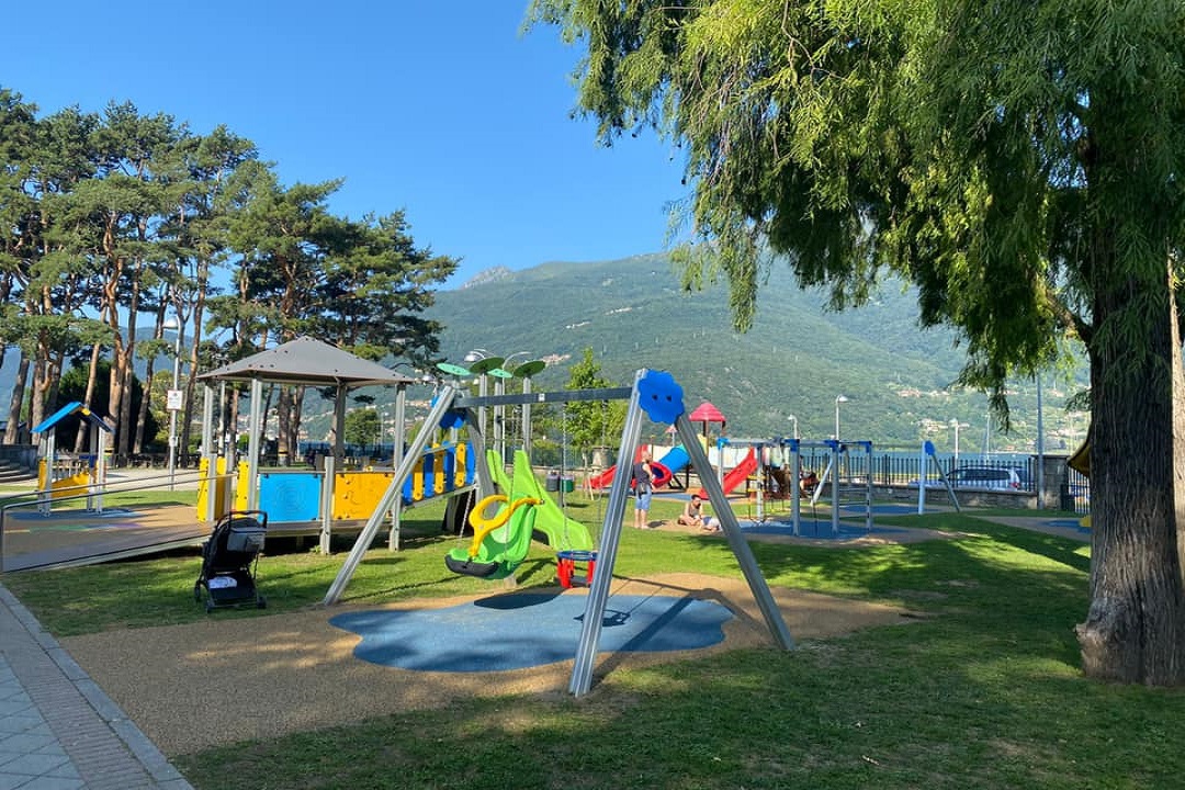 Parco gioco accessibile a Dervio