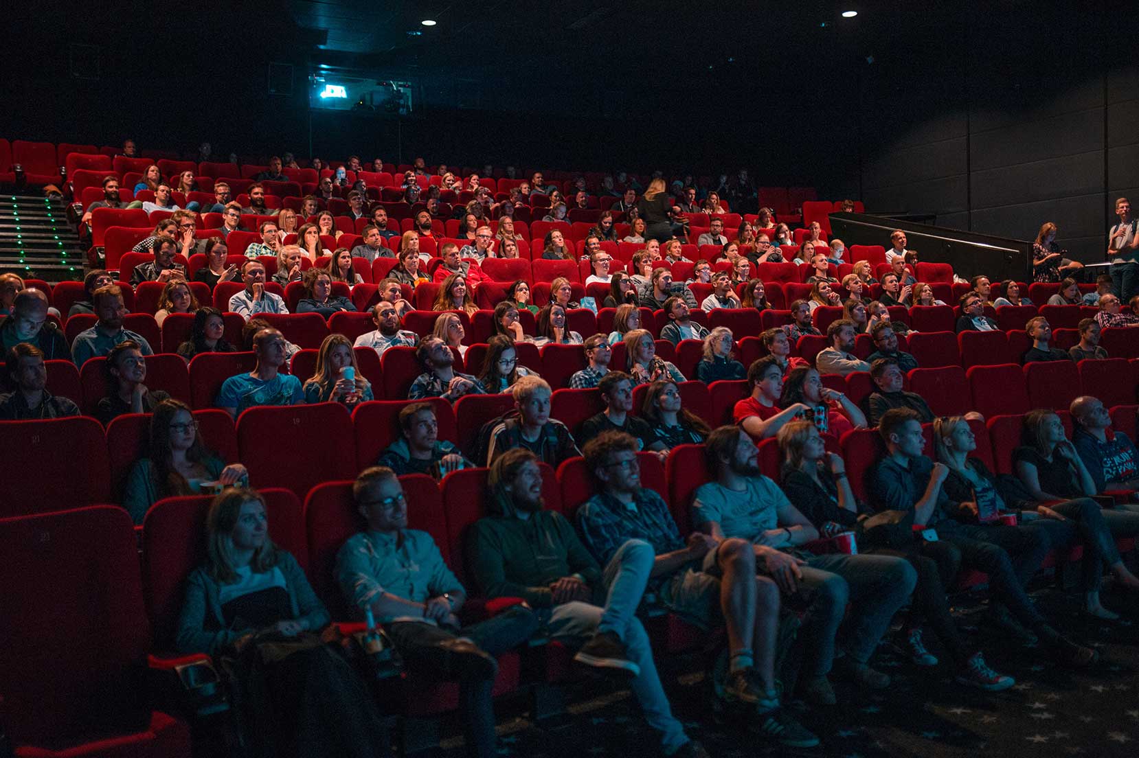 platea cinema persone